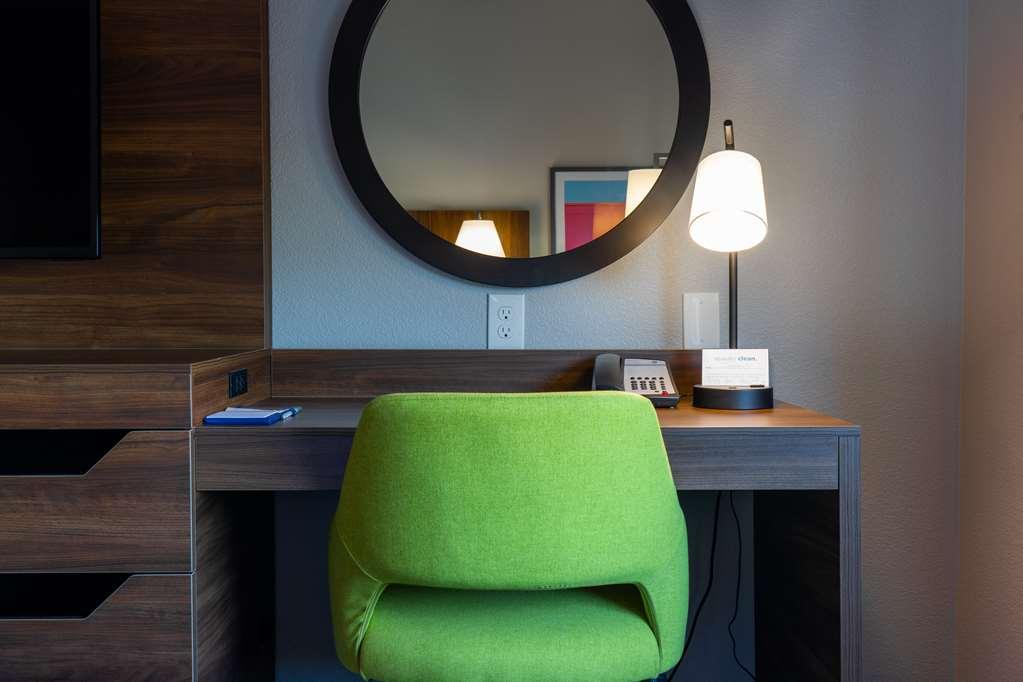 Hampton Inn Elkhorn Lake Geneva Area Pokój zdjęcie