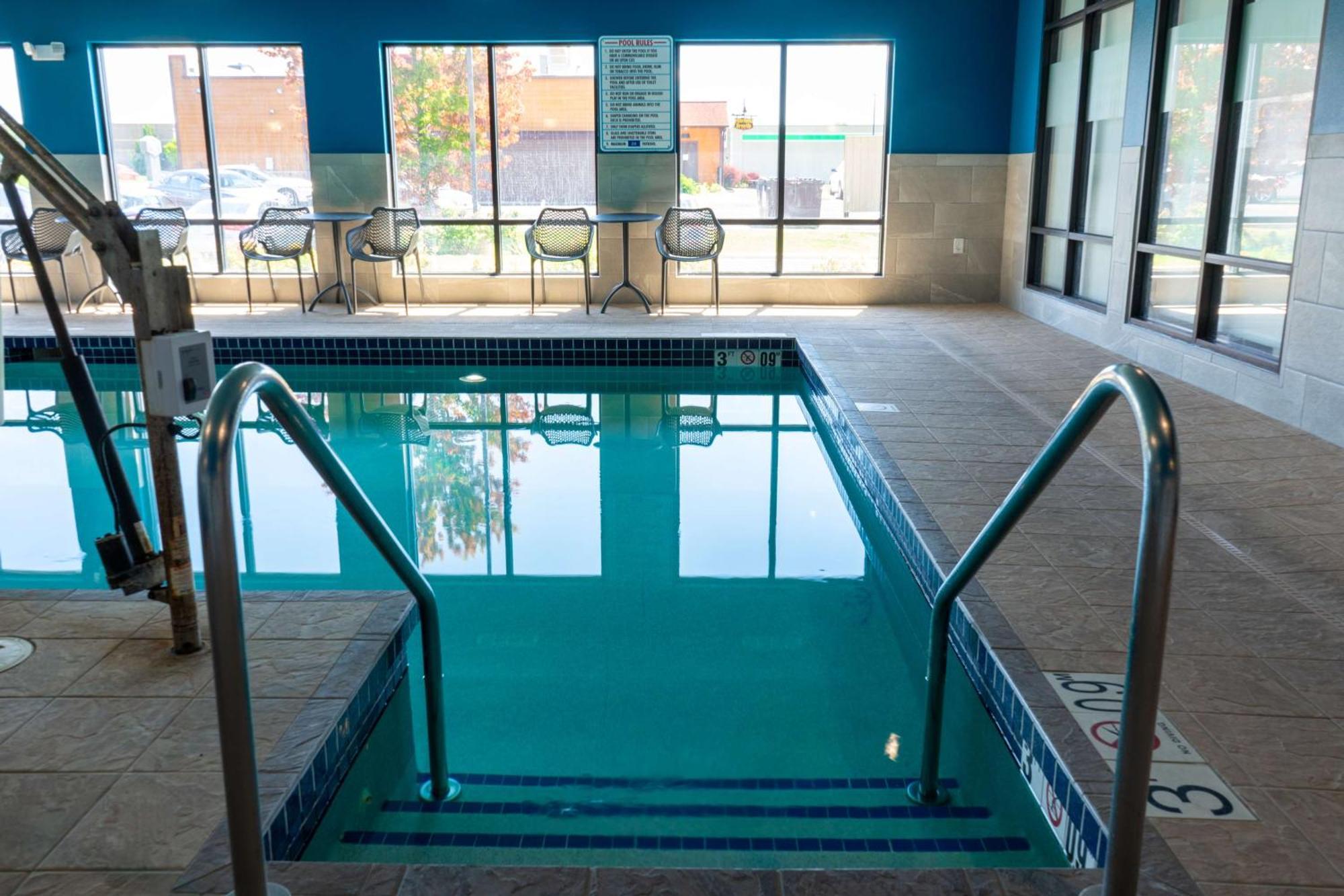 Hampton Inn Elkhorn Lake Geneva Area Zewnętrze zdjęcie