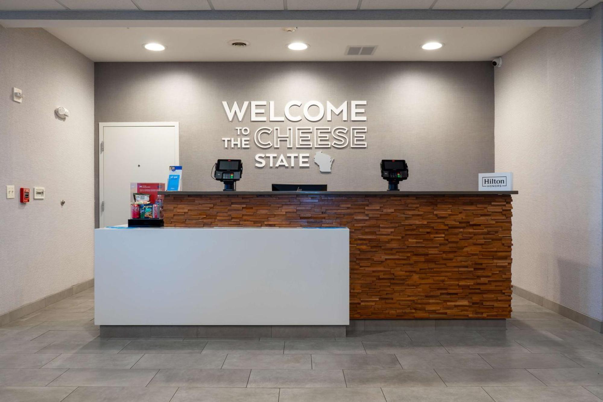 Hampton Inn Elkhorn Lake Geneva Area Zewnętrze zdjęcie